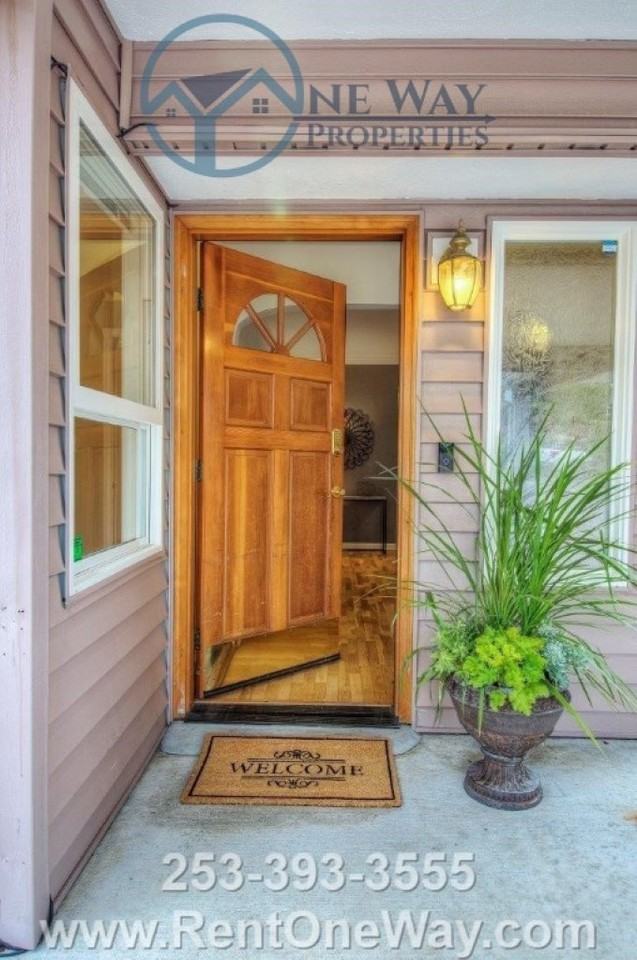 3728 Olympic Blvd W #1 - Photo 2 of 26