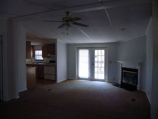 228 White Oak Dr - Photo 2 of 6