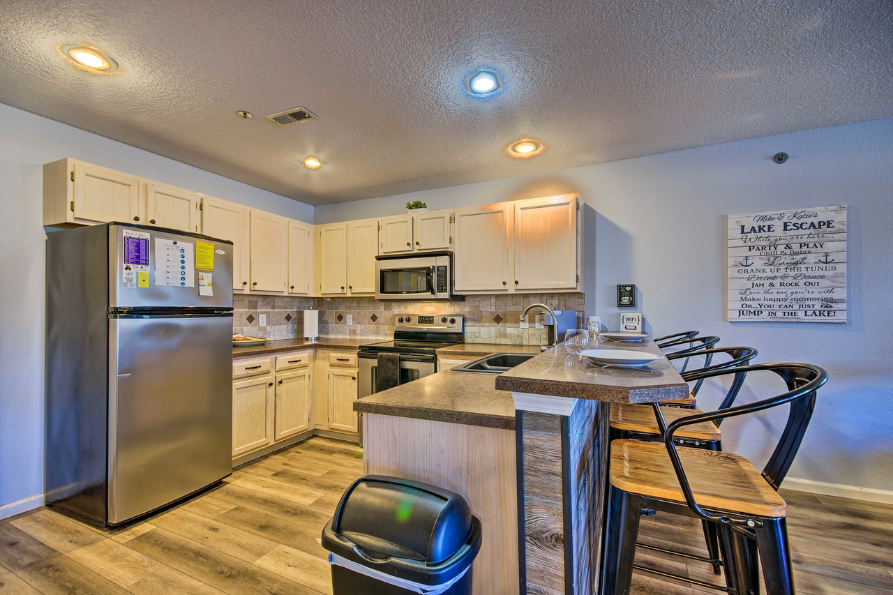 1481 Ledges Drive #432 - Photo 3 of 21