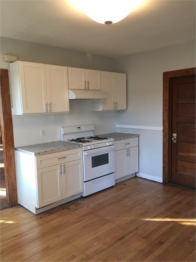 9 Griswold St - Photo 2 of 10