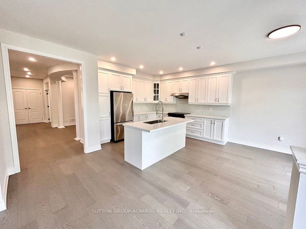 4 Castleglen Boulevard ## - Photo 3 of 6