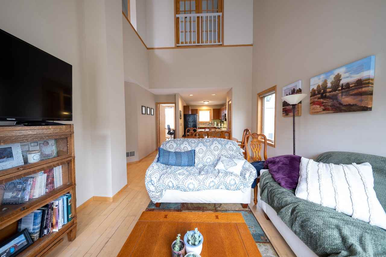 3011 Lake Shore Dr #1 - Photo 2 of 33