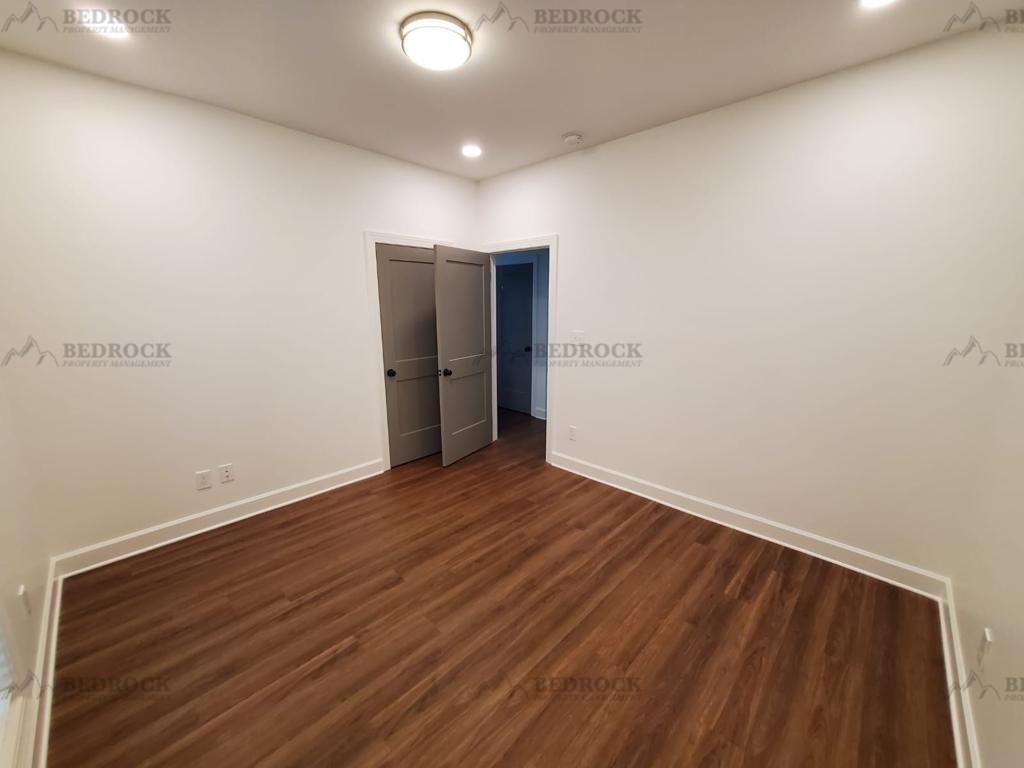 617 Wellingburg Rd Se #1 - Photo 6 of 14