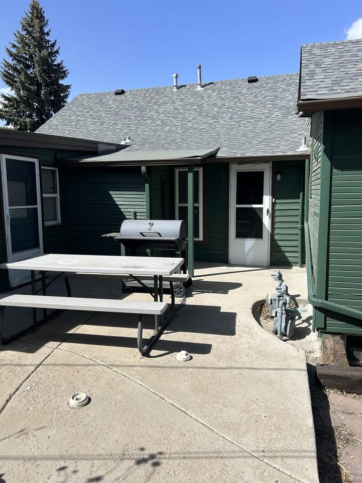 601 Manitou Ave #6 - Photo 5 of 14
