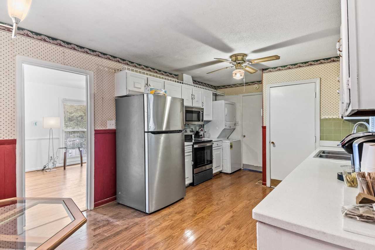 Morningside Dr - Photo 6 of 15