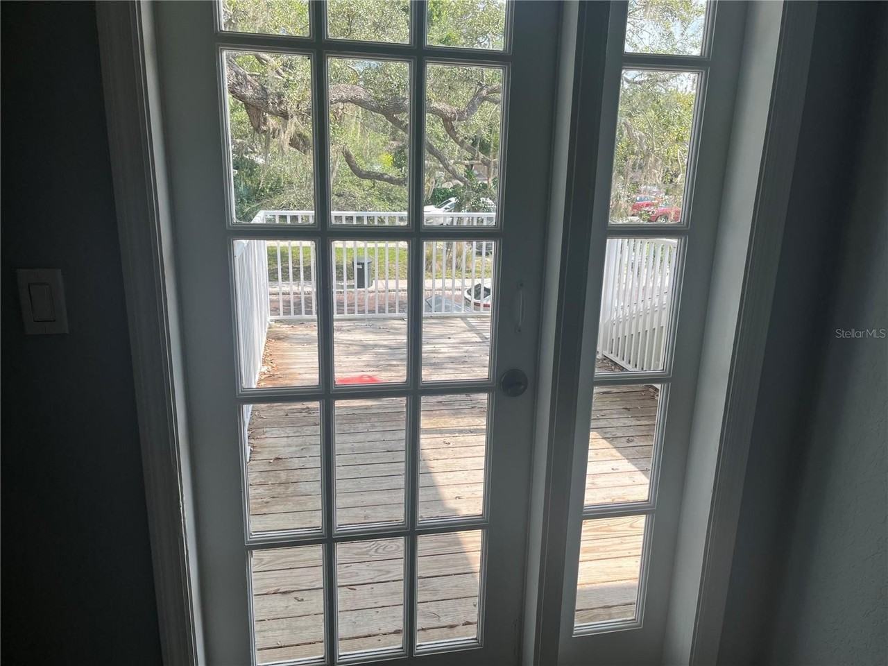 470 2nd St N - Photo 3 of 7