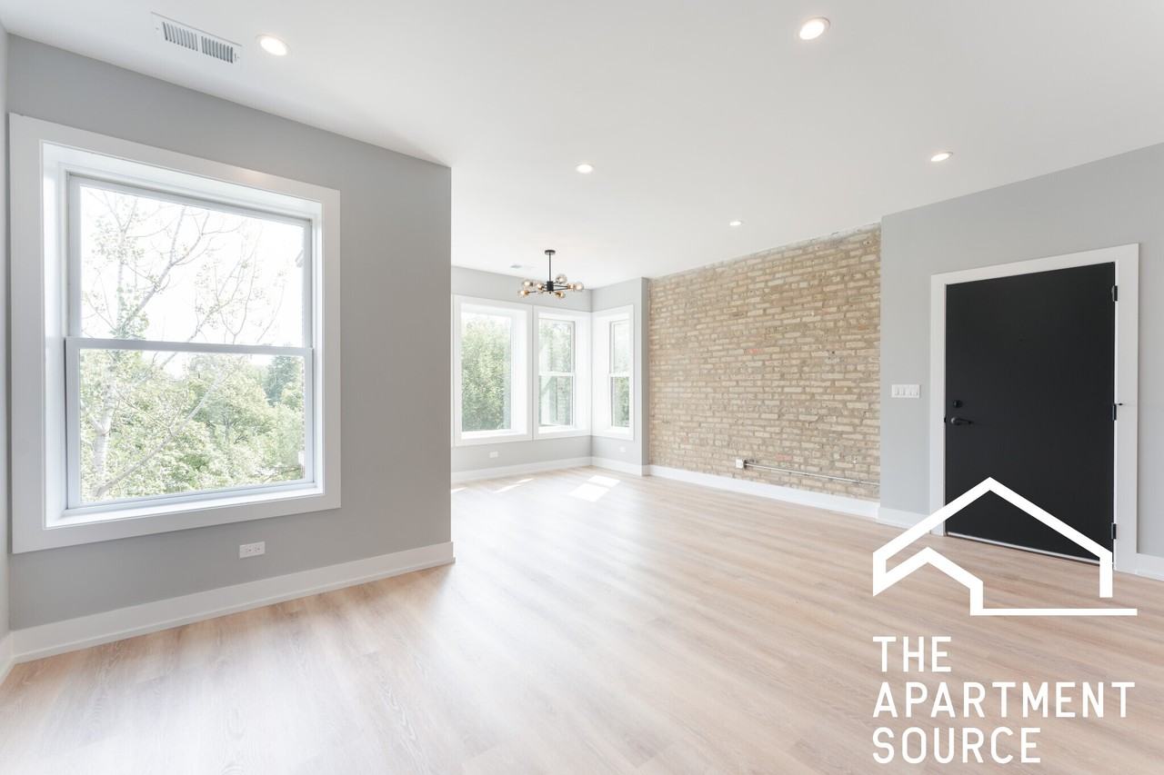 2202 N Kedzie Blvd #2 - Photo 2 of 18