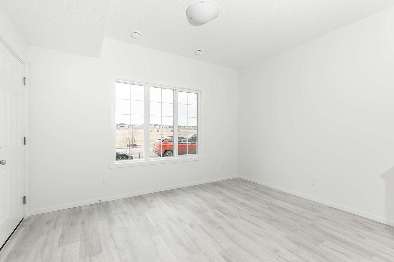 4096 Chappelle Green Sw - Photo 2 of 8