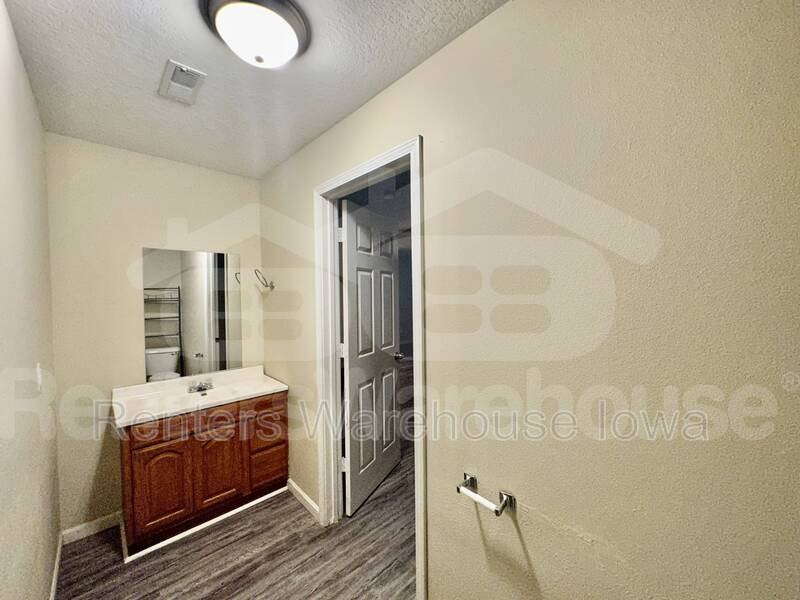 300 W North St #A - Photo 4 of 22