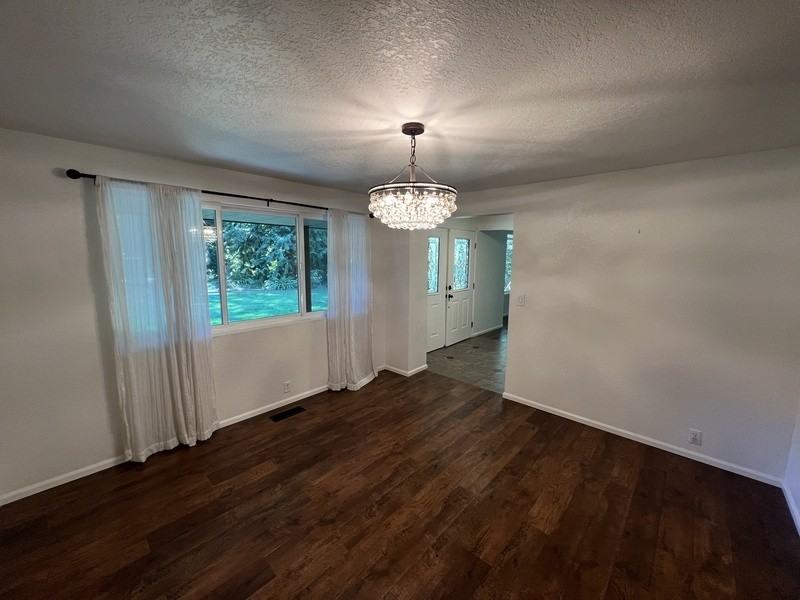 18104 Ne 197th Pl - Photo 3 of 14