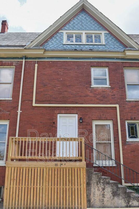 111 2nd St - Photo 2 of 29