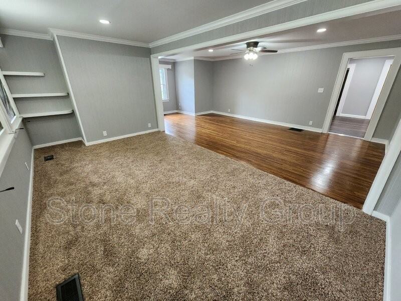 3100 S 10th St - Photo 4 of 19