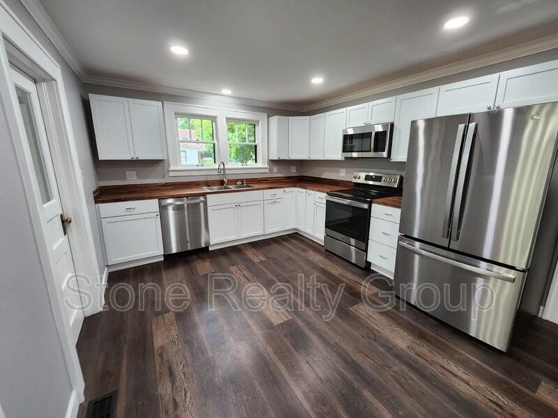 3100 S 10th St - Photo 5 of 19