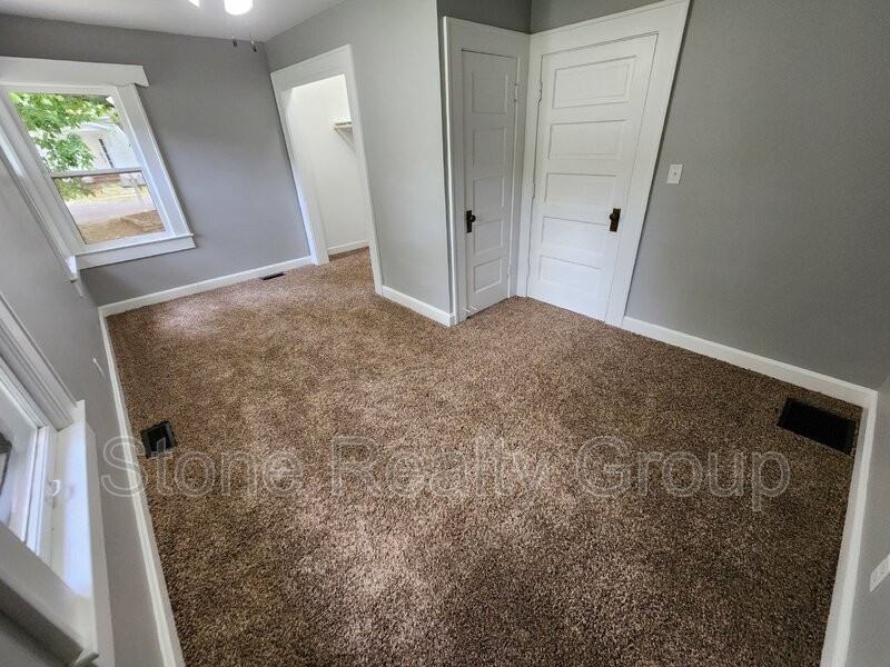 3100 S 10th St - Photo 7 of 19