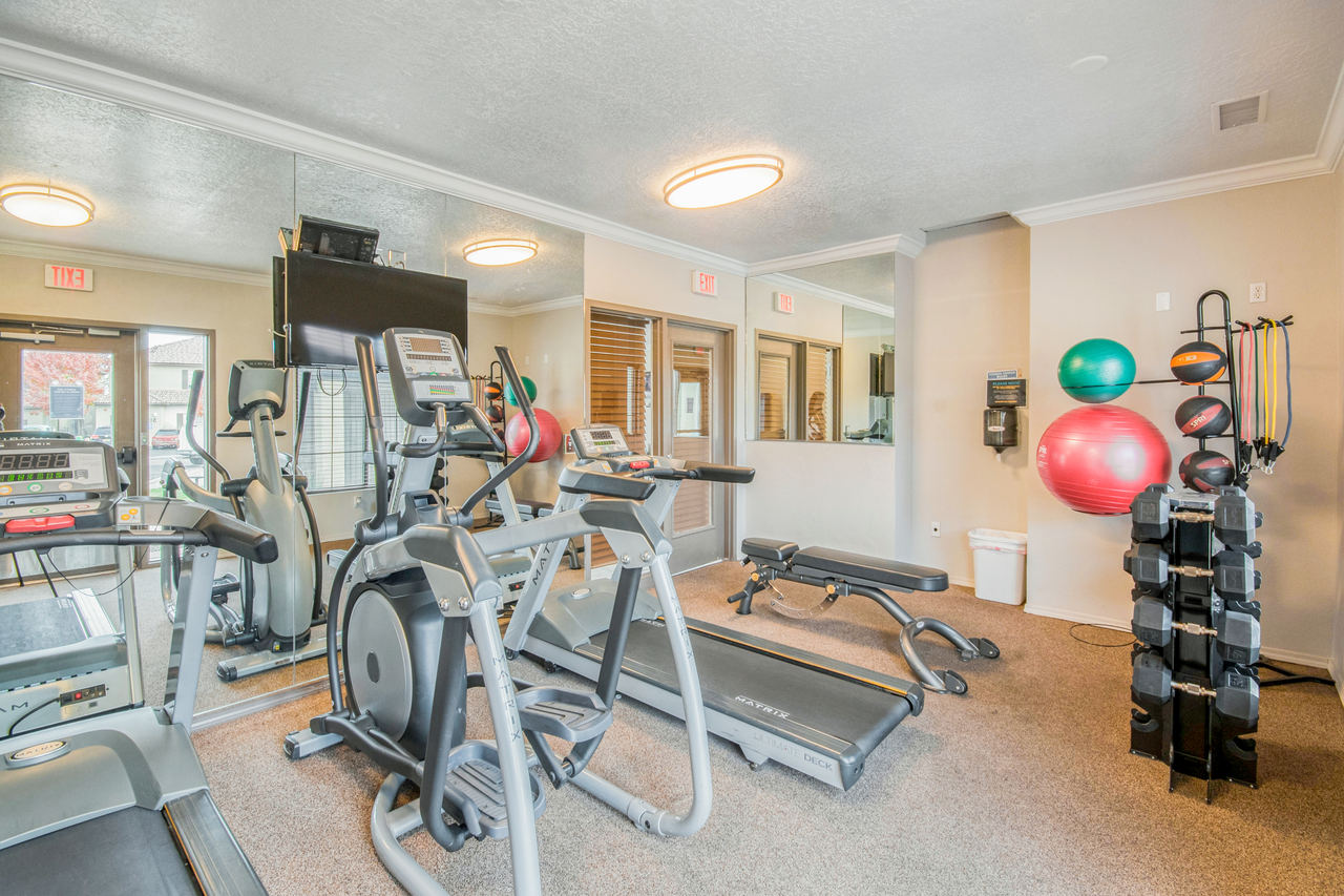 Resort at Sandia Village - Photo 2 of 26