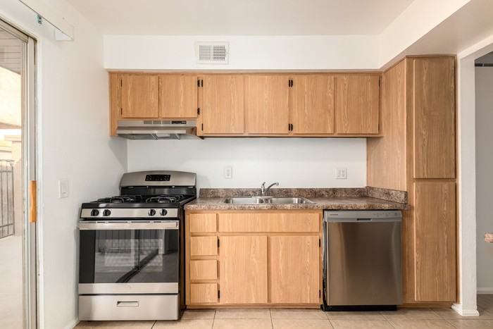 6048 W Oregon Ave #A - Photo 2 of 37