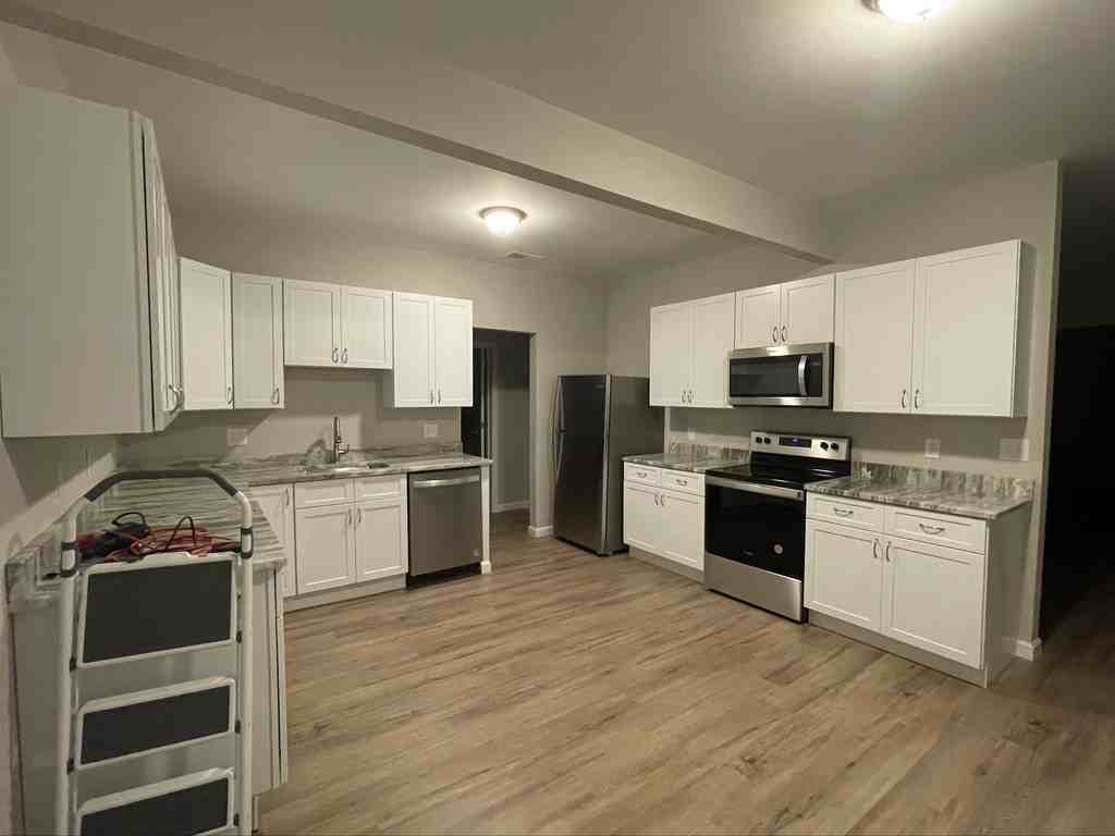 42 Gates St #42 - Photo 2 of 19