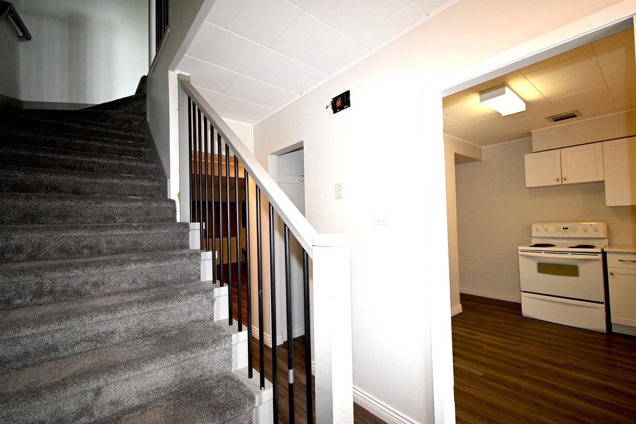 594 Central St E #1 - Photo 4 of 12