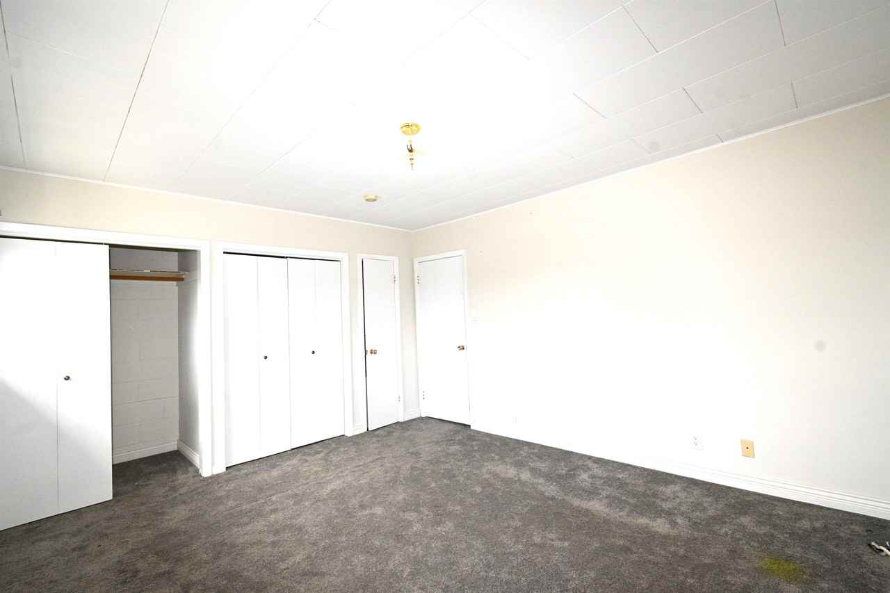 594 Central St E #1 - Photo 6 of 12