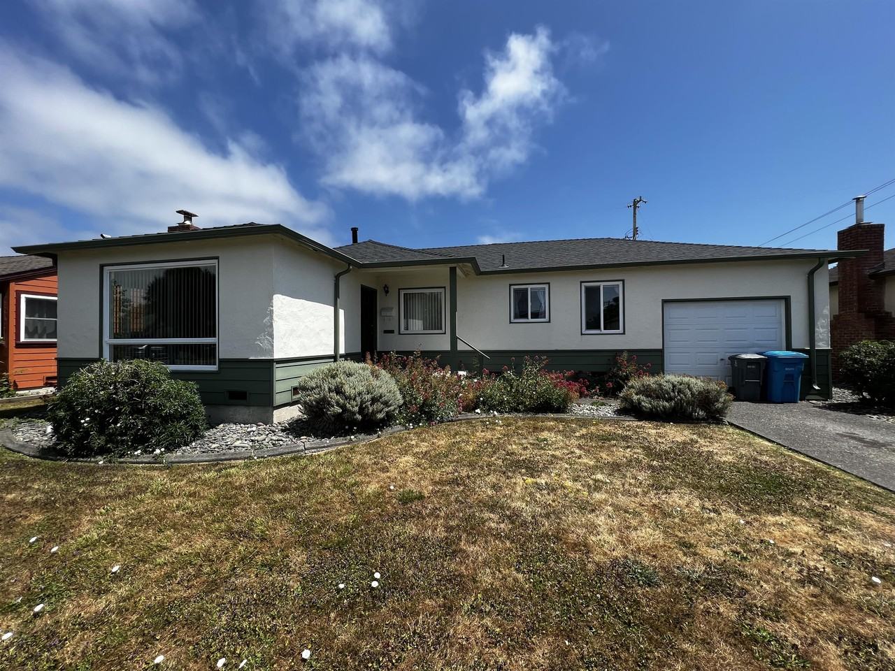 1120 Austin Way #1 - Photo 2 of 23