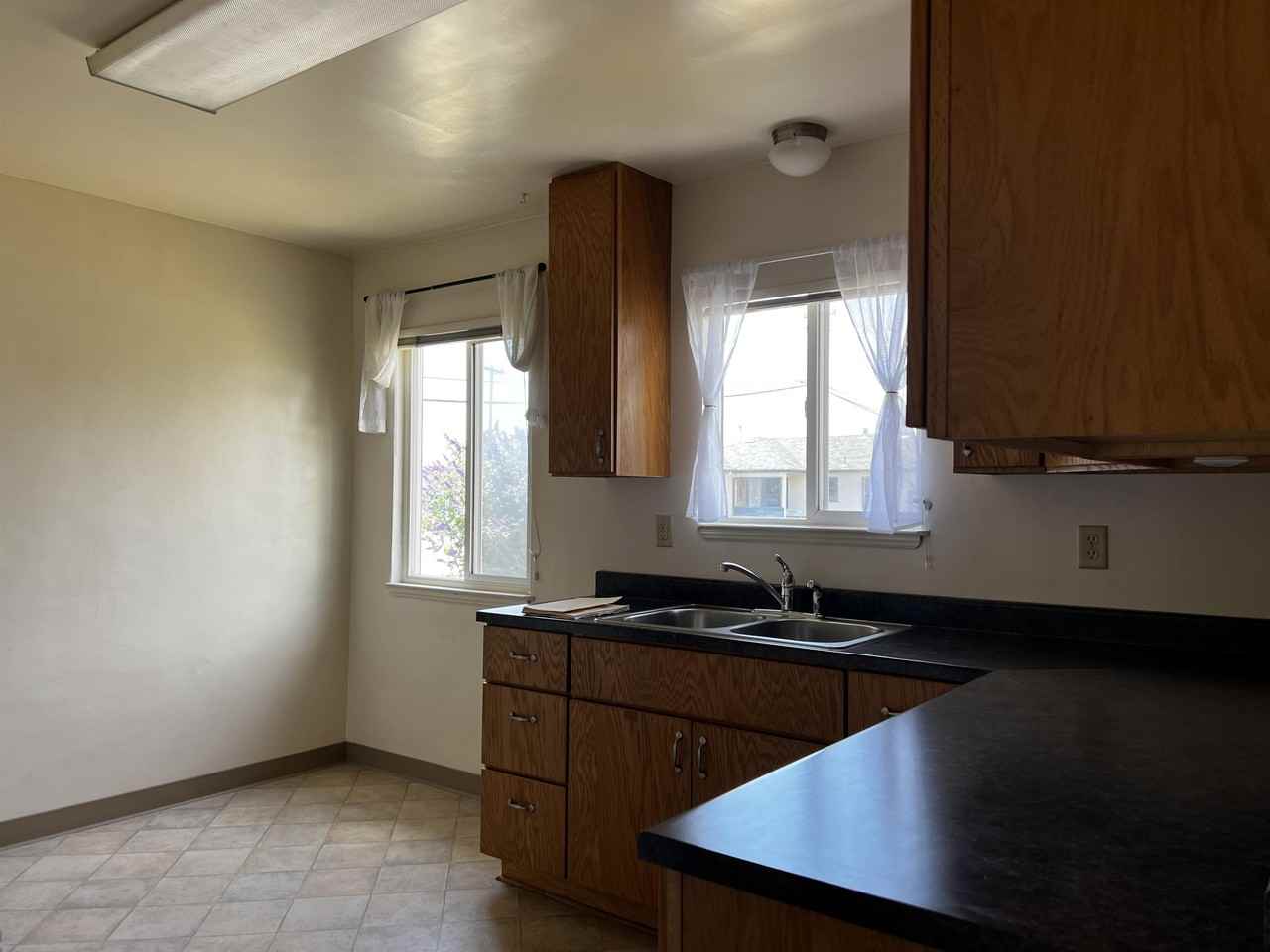 1120 Austin Way #1 - Photo 4 of 23