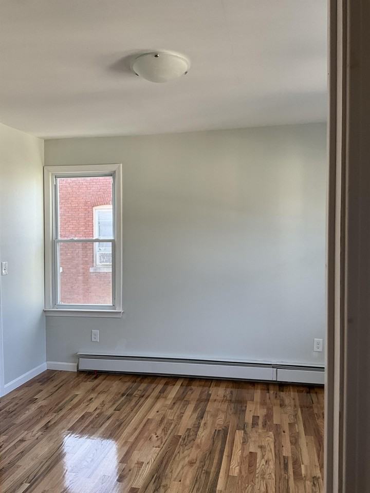 126 Adams St #3 - Photo 4 of 11