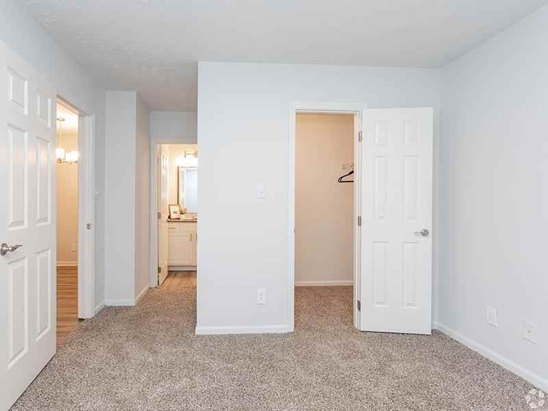 6319 Raeford Rd #100 - Photo 7 of 28