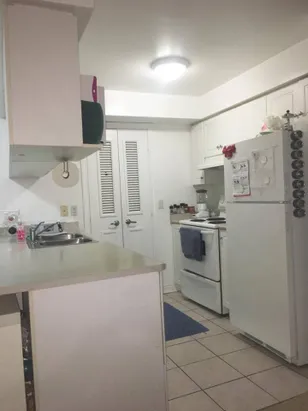 43 Aerodrome Crescent - Photo 3 of 11