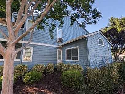 1450 Four Oaks Cir #1 - Photo 3 of 22