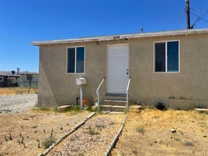 2135 Belshaw St - Photo 2 of 9