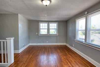 3232 Nw 27th St - Photo 3 of 14