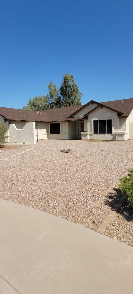 6726 W Brown St #NA - Photo 2 of 13