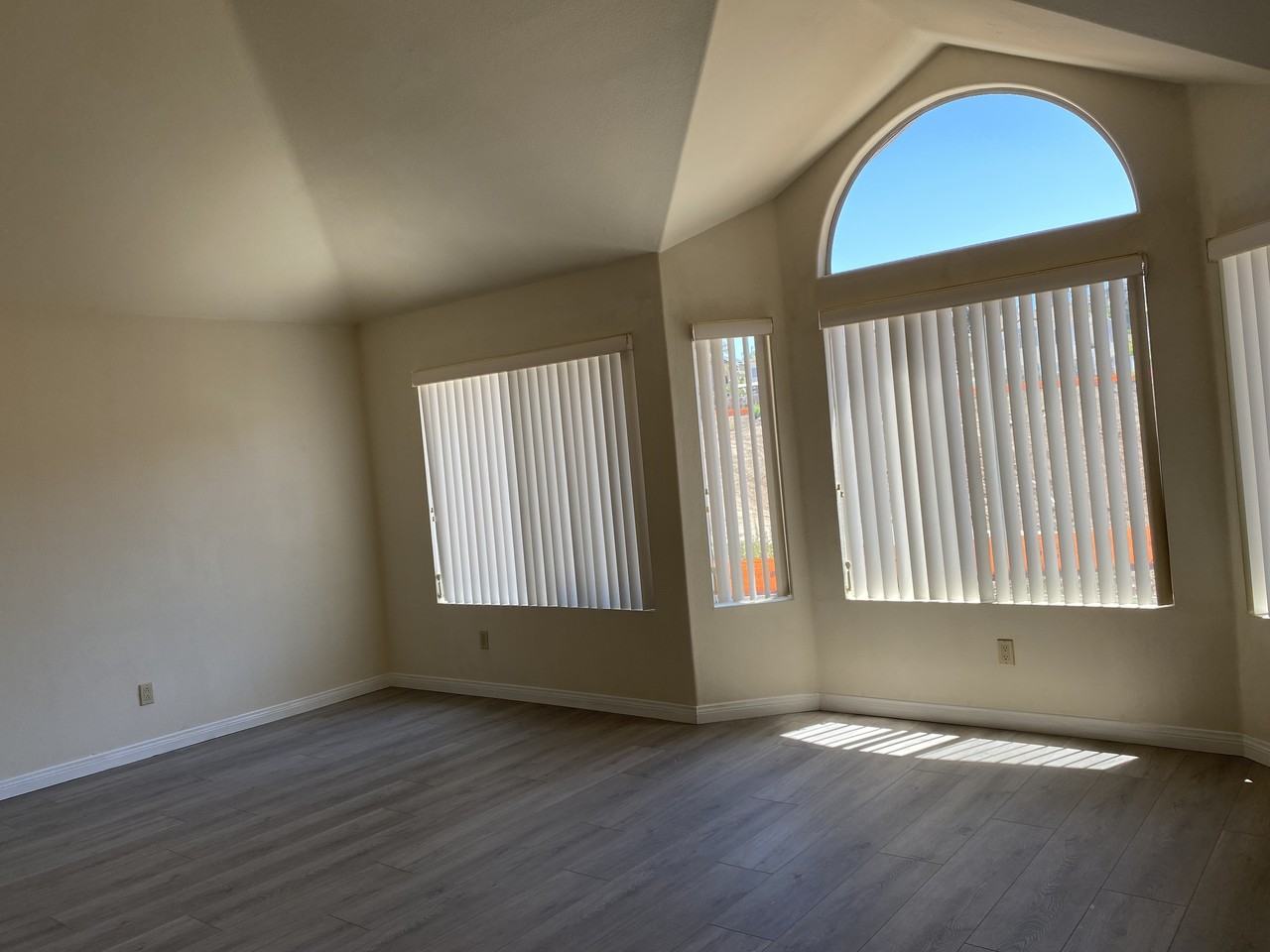 13917 Capewood Ln #NA - Photo 2 of 23