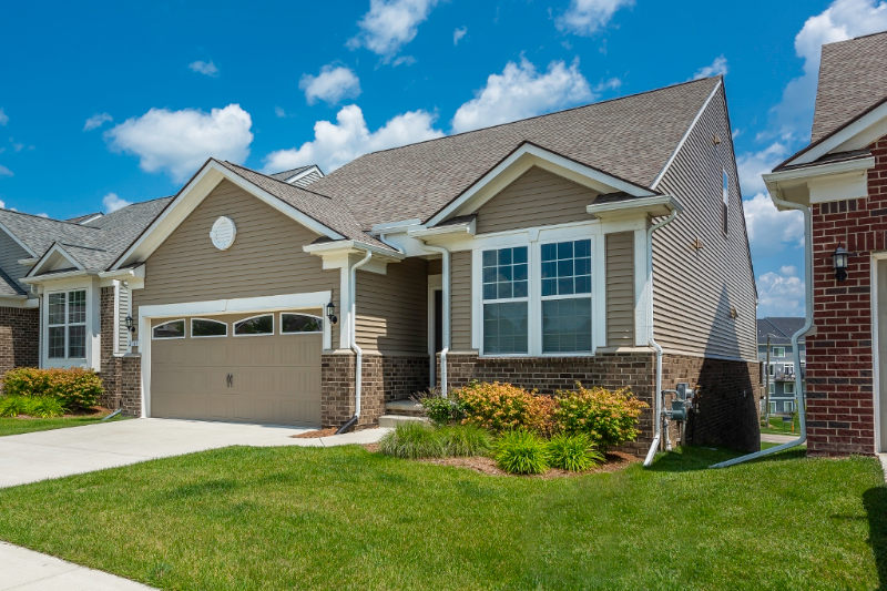 2768 Polson St - Photo 2 of 50