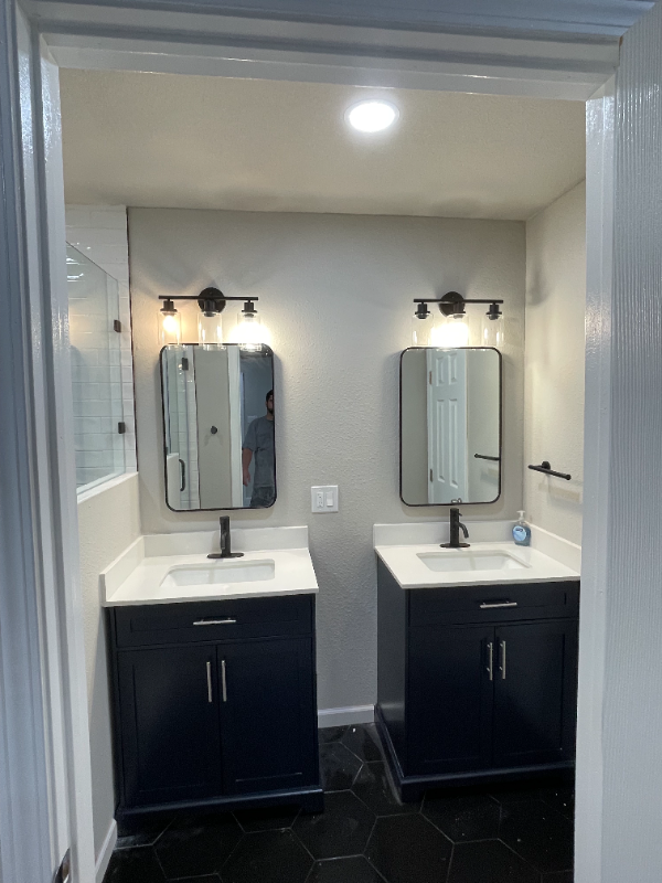 3313 Pine St - Photo 4 of 8