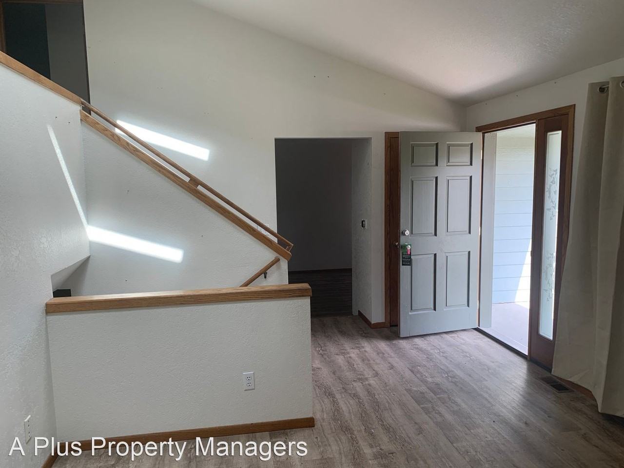 11121 N Sage Ln - Photo 2 of 17