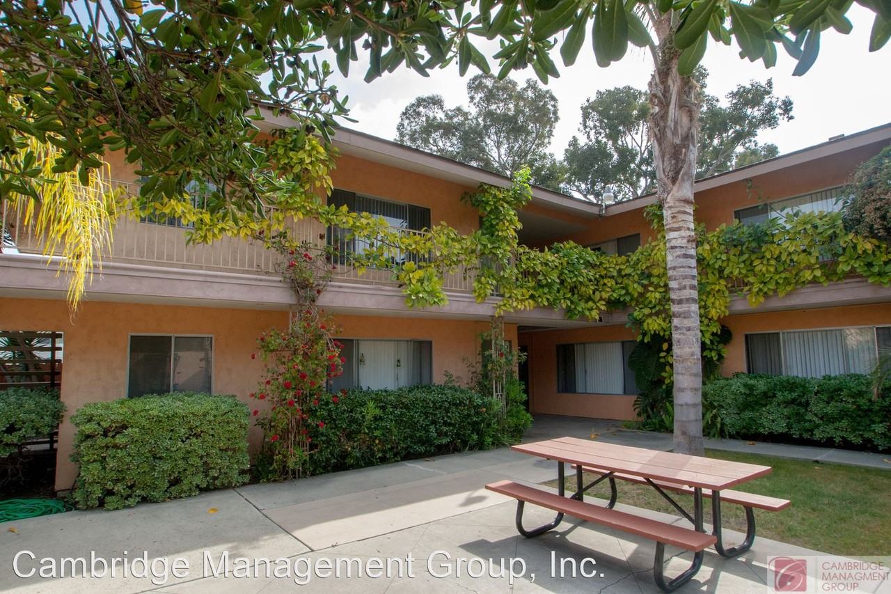 554 Greenbrier Dr. - Photo 3 of 8