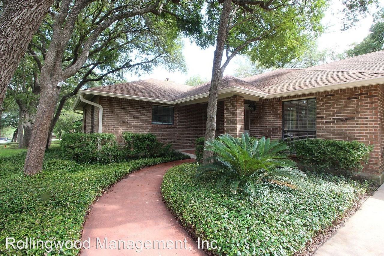 2116 Wychwood Dr - Photo 2 of 21