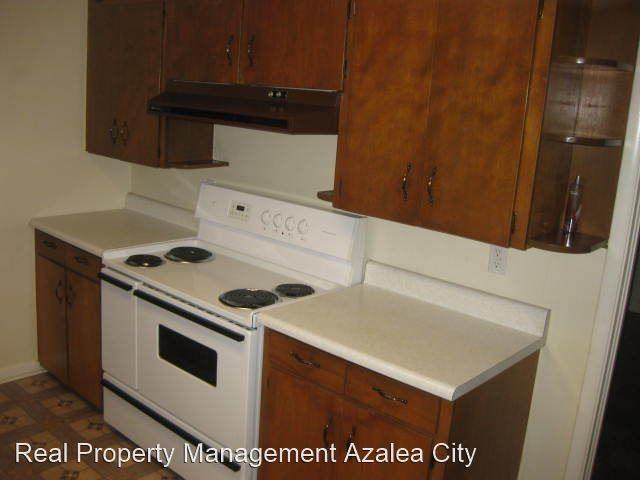 5613 Overlook Rd - Photo 3 of 17