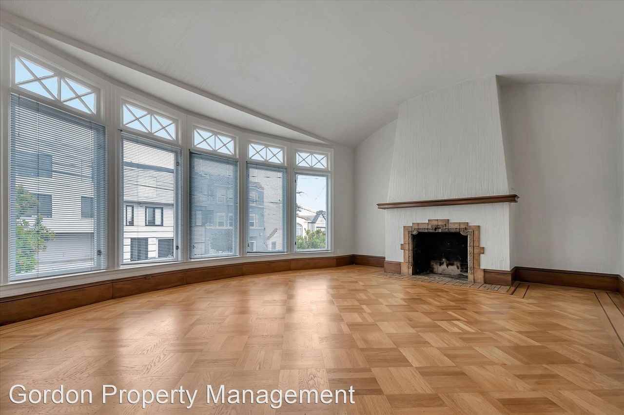 2335 17th Ave - Photo 2 of 29