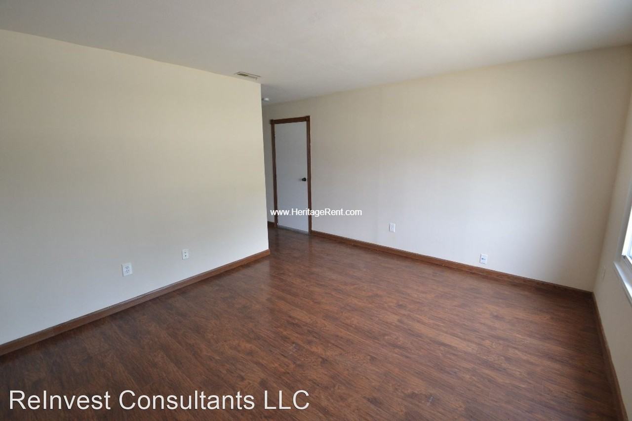 3287 Niagara St - Photo 2 of 14