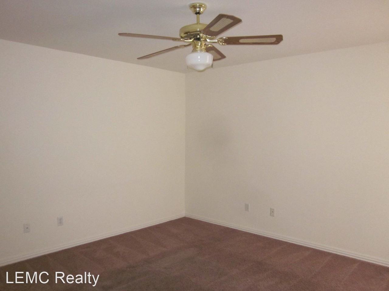 10th Avenue - Photo 2 of 10