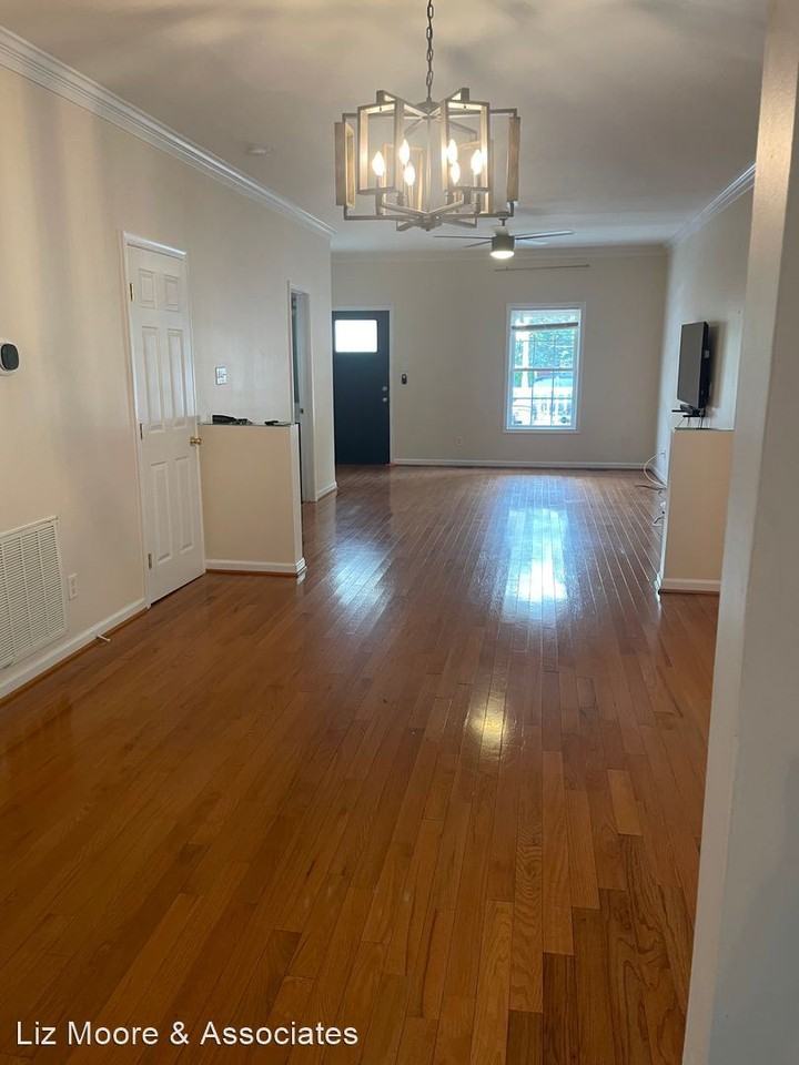 818 N 24th St - Photo 2 of 22