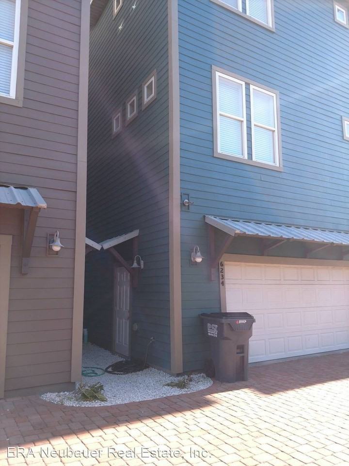 6234 Thomas Dr - Photo 2 of 21