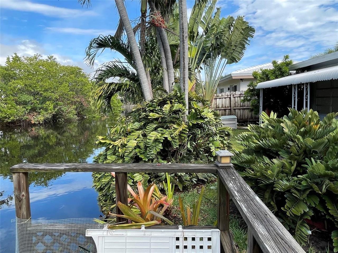 3267 Ne 18th Ter - Photo 2 of 8