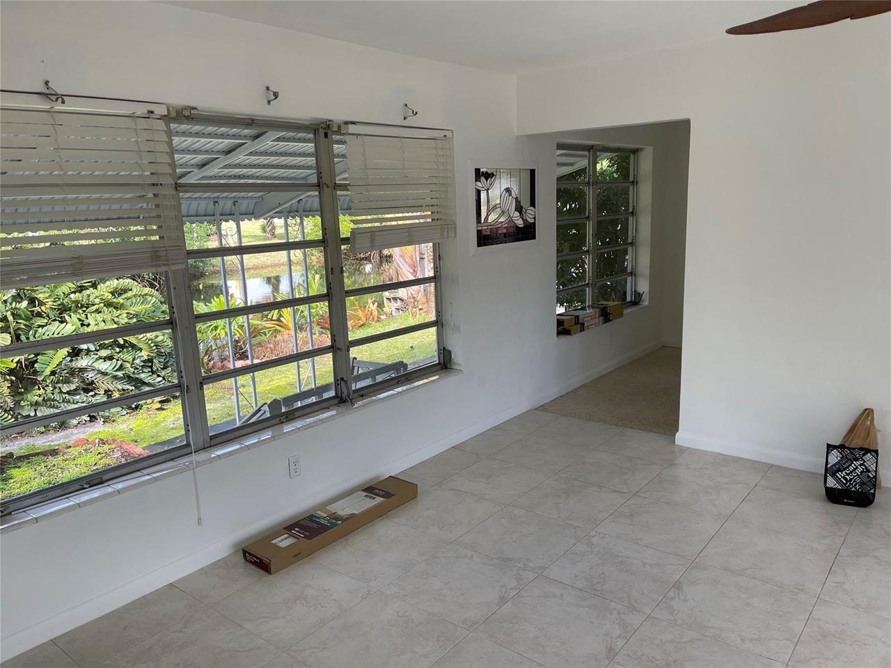 3267 Ne 18th Ter - Photo 3 of 8