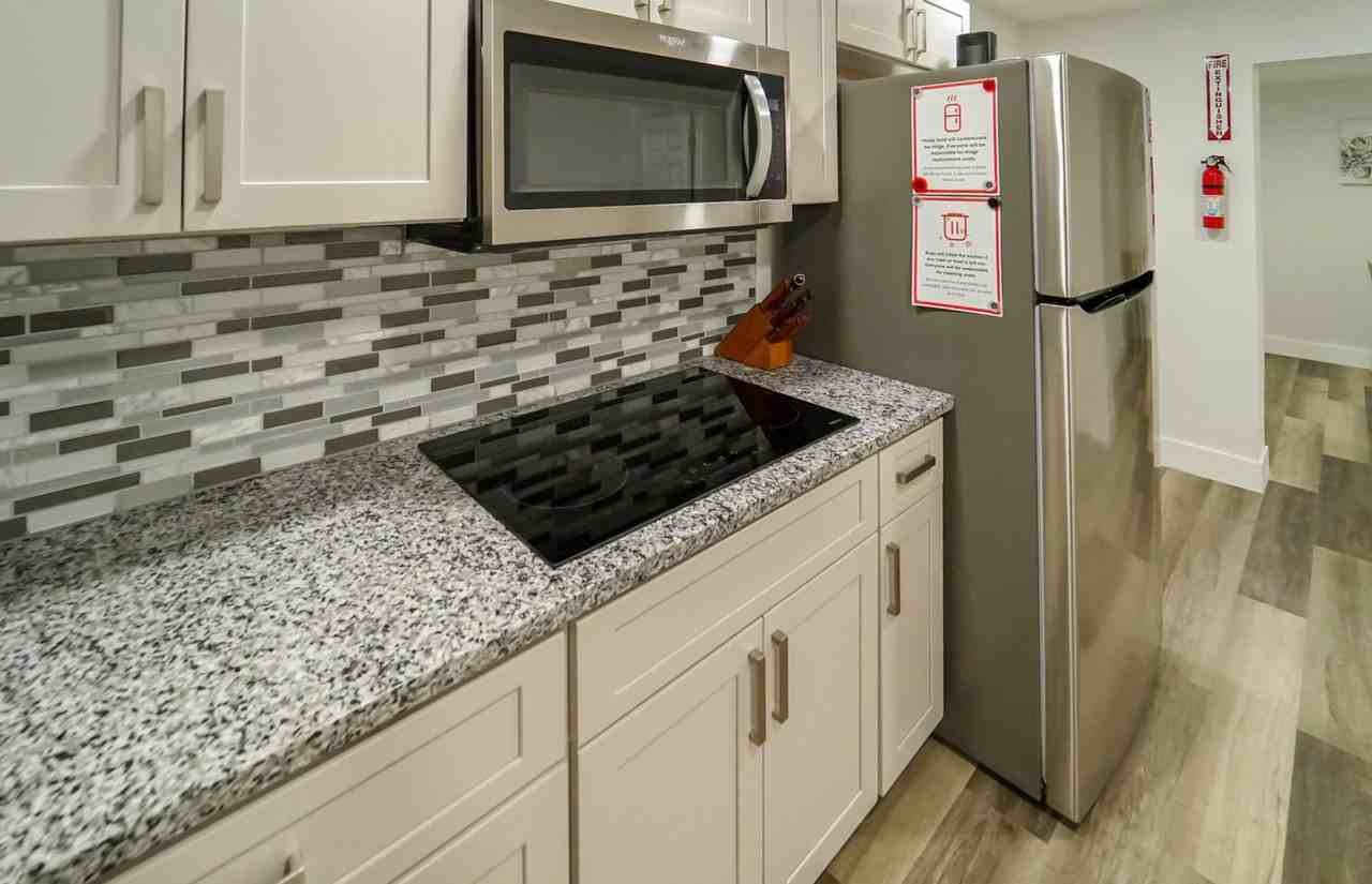 W Arlington St - Photo 3 of 14