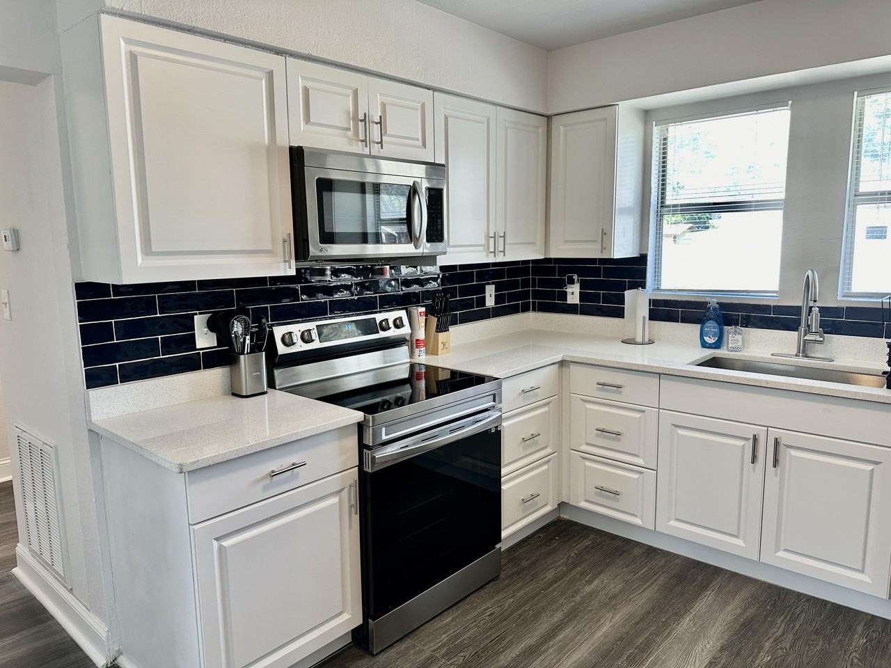 E Osborne Ave - Photo 5 of 15