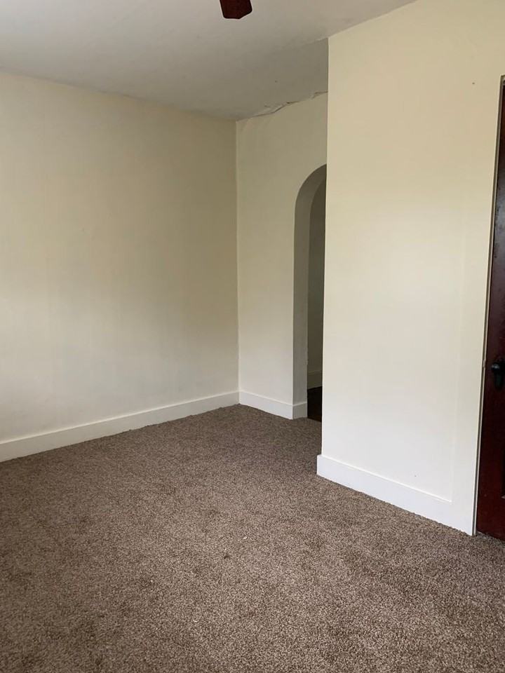 2198 N Main St - Photo 3 of 19