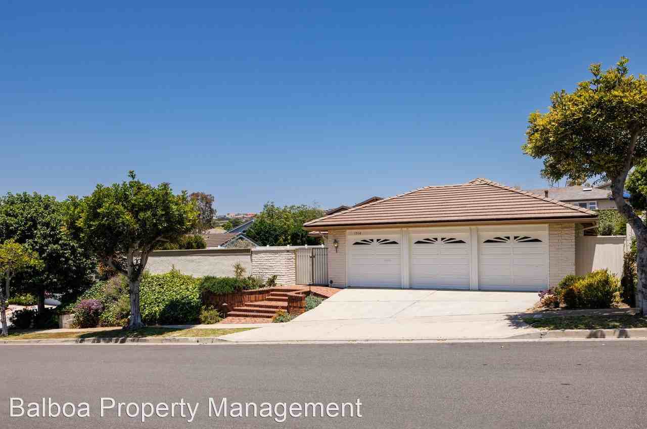 1516 Seacrest Dr - Photo 3 of 31